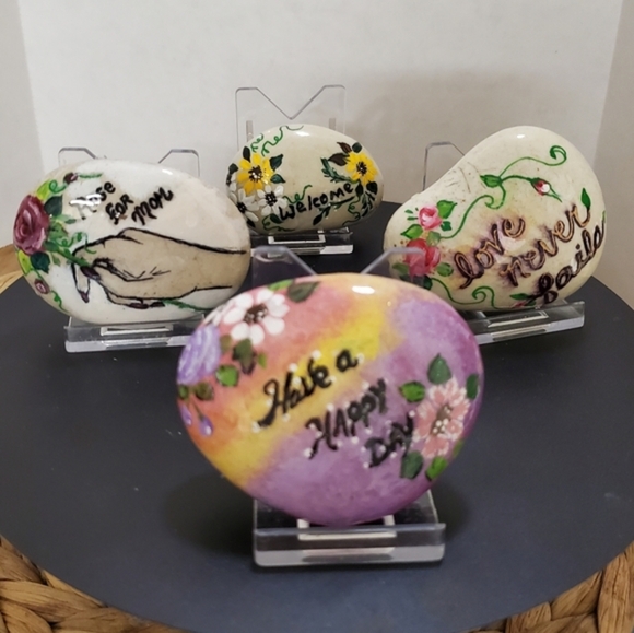 Hand painted Rainbow Word Rock with Daisies and "Have a Nice Day" - Picture 7 of 7